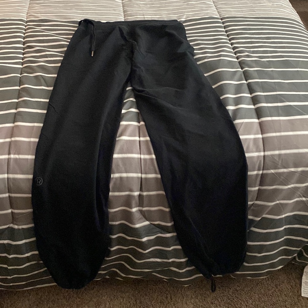 Lululemon jogger sweats
